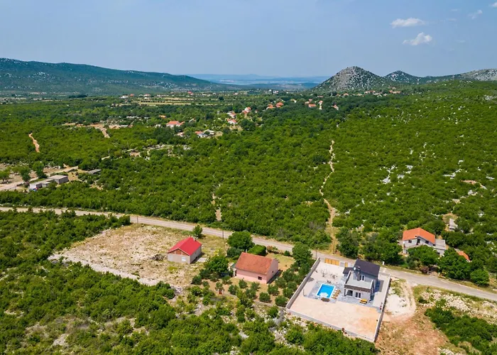 فيلة Grigia Radosinovac