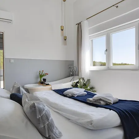 Grigia Villa *